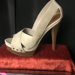 BEIGE PLATFORM SANDAL BY MICHAEL ANTONIO